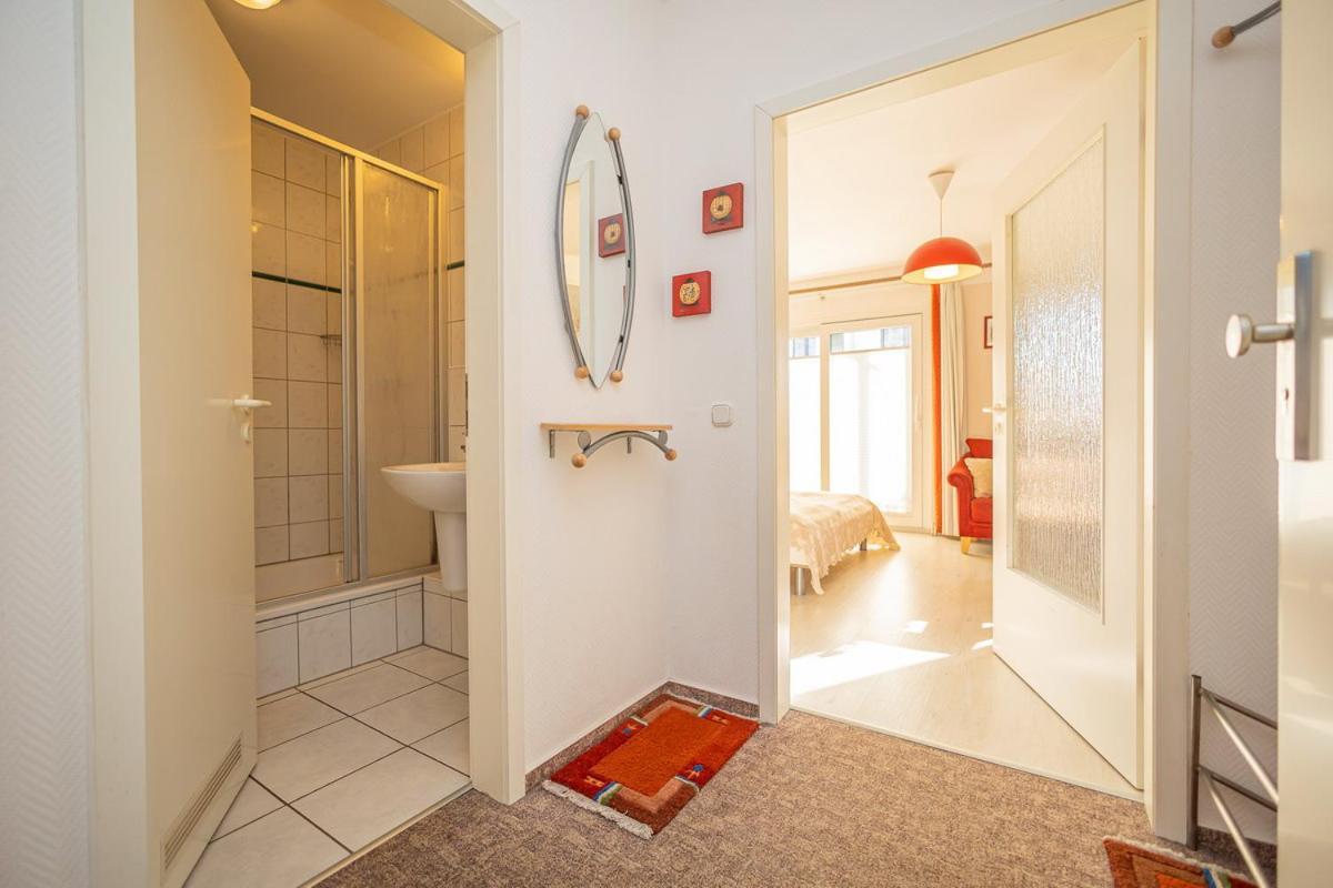Studio 2 Im Eg Haus Stranddistel, Geschmackvoll Eingerichtete Ferienwohnung Fur 2 Personen In Zingst Exterior photo