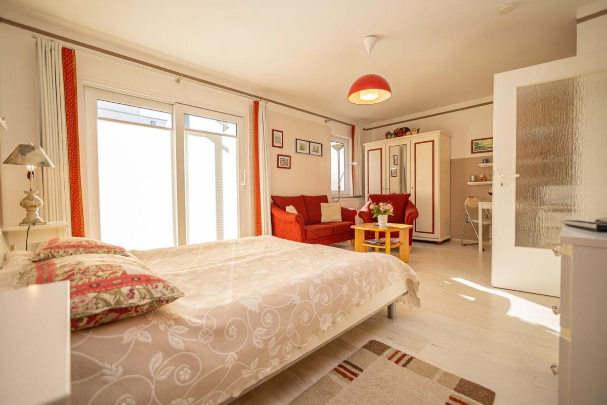 Studio 2 Im Eg Haus Stranddistel, Geschmackvoll Eingerichtete Ferienwohnung Fur 2 Personen In Zingst Exterior photo